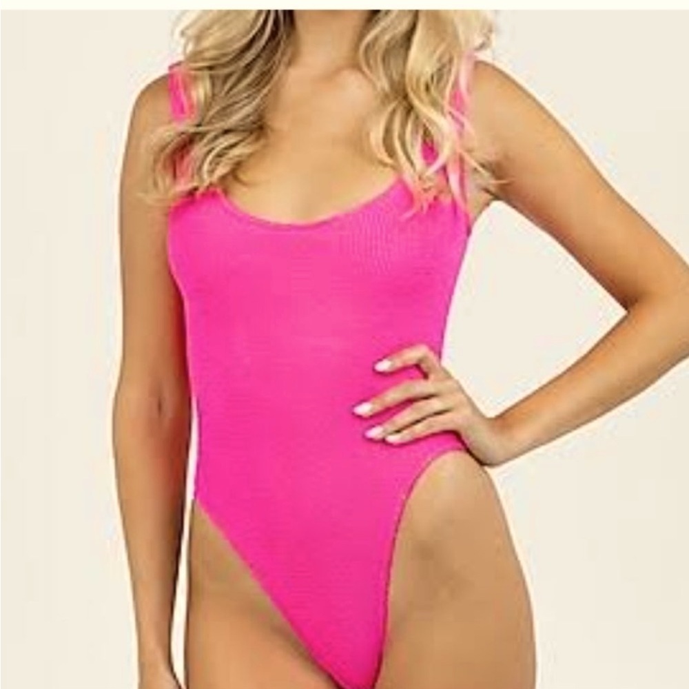 Mosmann Australia Laguna Ribbed One-Piece Swimsuit. Size: XS. Great condition🩷